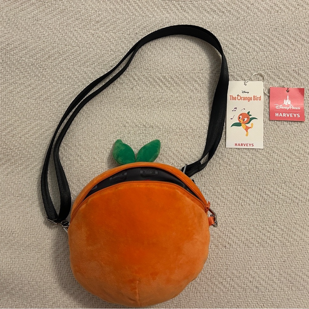 Harvey’s partnering with Disney WDW ORANGE BIRD Plush Bag - Picture 2 of 4